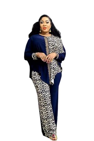 Adakomo